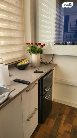 סטודיו, רבניצקי 8, מונטיפיורי, הרכבת, תל אביב יפו