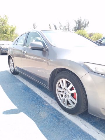 אקורד Luxury אוט׳ 2.0 (156 כ״ס)