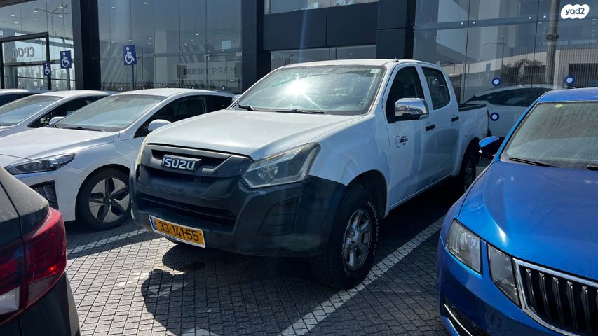 איסוזו די-מקס