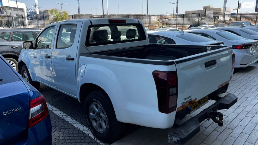 מודעת רכב איסוזו די-מקס