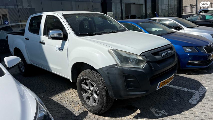 איסוזו די-מקס