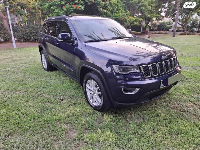 מודעת רכב ג'יפ גרנד צ'ירוקי