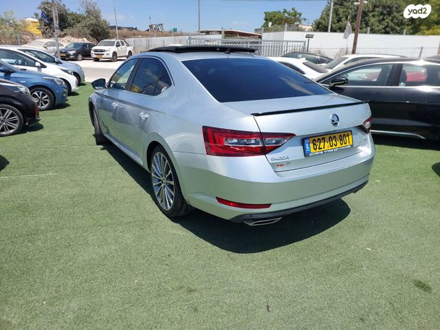 סקודה סופרב