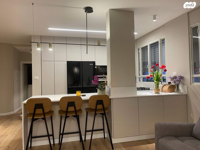 גג/ פנטהאוז, מוהליבר 41, רסקו א', חולון