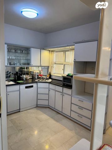 דירה, ראול ולנברג, רמת אשכול, חיפה