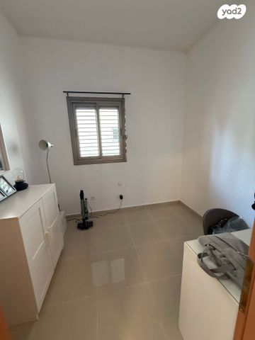 דירה, החי"ל 10, נגבה, רמת גן