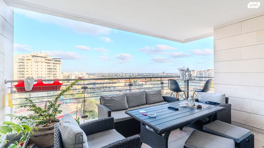 דירה, אברהם בלסברג, ברנע, אשקלון