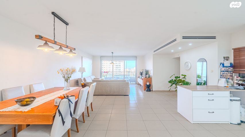 דירה, אברהם בלסברג, ברנע, אשקלון