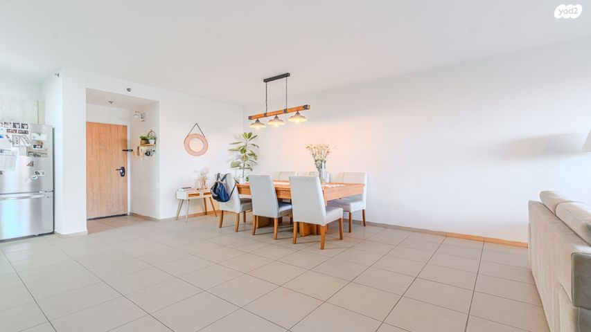 דירה, אברהם בלסברג, ברנע, אשקלון