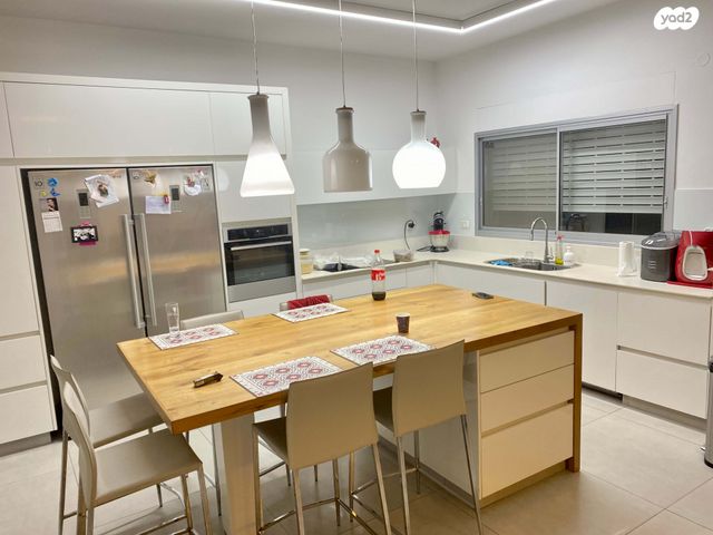 דירה, יוסף שכטר, אחוזה, חיפה