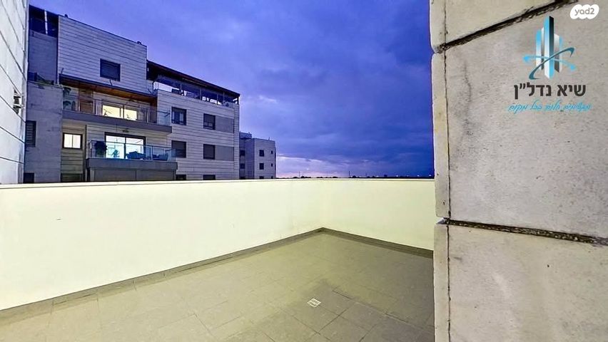 דירה, שדרות הרצל, נאות שמיר, יבנה