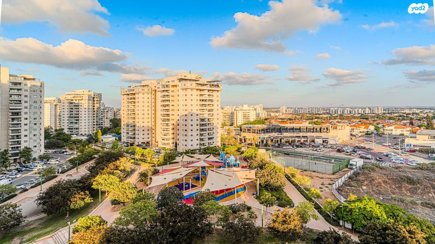 דירה, אברהם בלסברג, ברנע, אשקלון