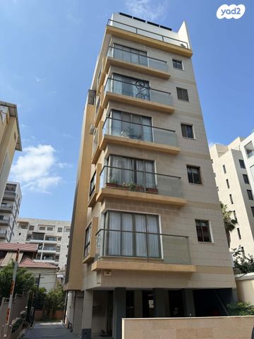 דירה, החי"ל 10, נגבה, רמת גן