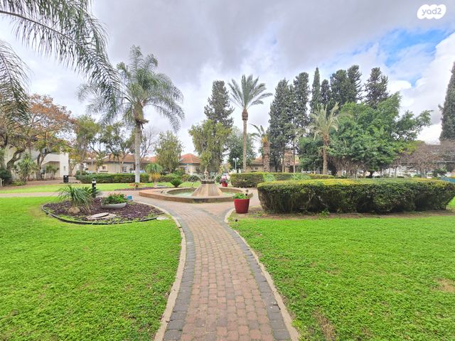 בית פרטי/ קוטג', שאר העיר, עומר