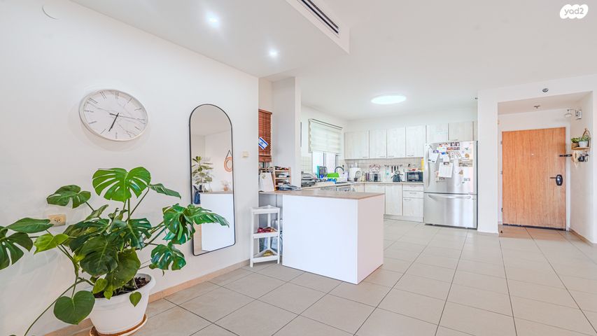 דירה, אברהם בלסברג, ברנע, אשקלון