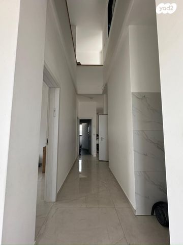 בית פרטי/ קוטג', שושנה דמארי 33, כלניות, באר שבע