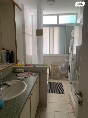 דירה, מרום נווה, רמת יצחק, רמת גן