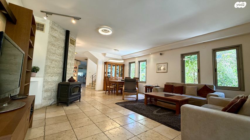 דו משפחתי, נווה יהודה, רחובות