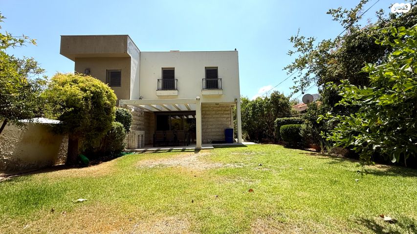 דו משפחתי, נווה יהודה, רחובות