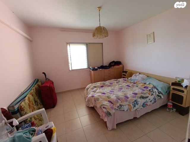 דירה, ז'בוטינסקי 430, שכונה ותיקה - מרכז העיר, מעלות תרשיחא