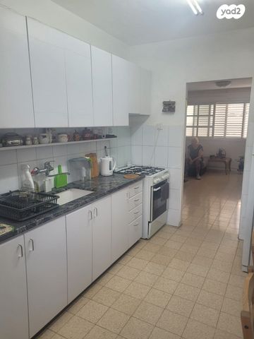 דירה, טרומפלדור, מרכז העיר, קרית אתא