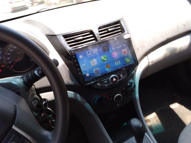 אקסנט i25 Premium אוט׳ 1.6 (124 כ״ס)