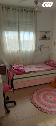 דירה, גינת אגוז 1, נווה גנים, פרדס חנה כרכור