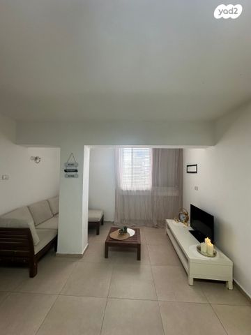 שדרות דוד המלך 4