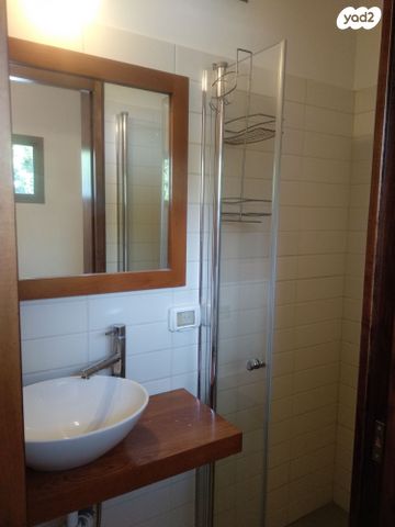 יחידת דיור, תבור 71, נירית, נירית