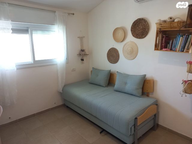 דופלקס, אלון שבות