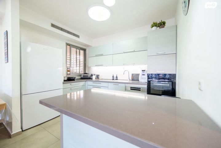 דירה, דורני שלום, פתח תקווה