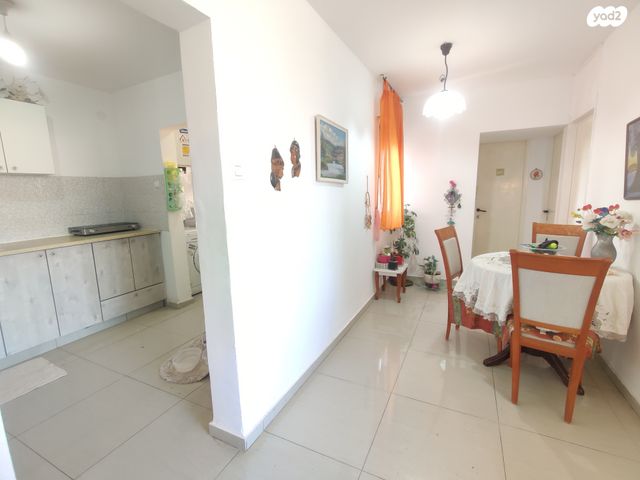 דירה, מגדים, כרמיאל