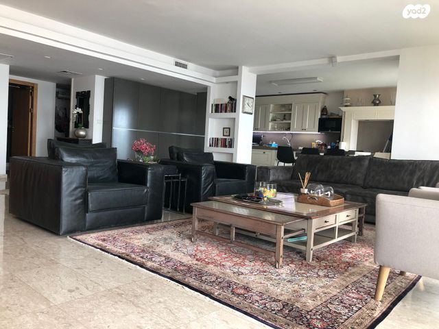 דירה, יפה נוף, כרמל מרכזי - שד' קיש, חיפה