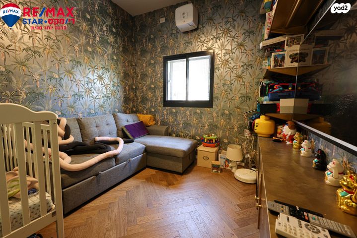 דירת גן, עמוס עוז, גליל ים (מתחם הכוכבים), הרצליה