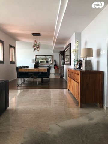 דירה, יפה נוף, כרמל מרכזי - שד' קיש, חיפה