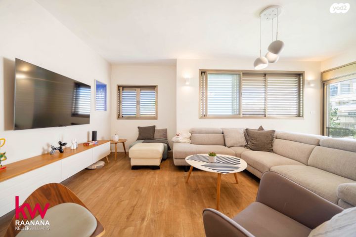 דירה, קרית אליהו גולומב, רעננה