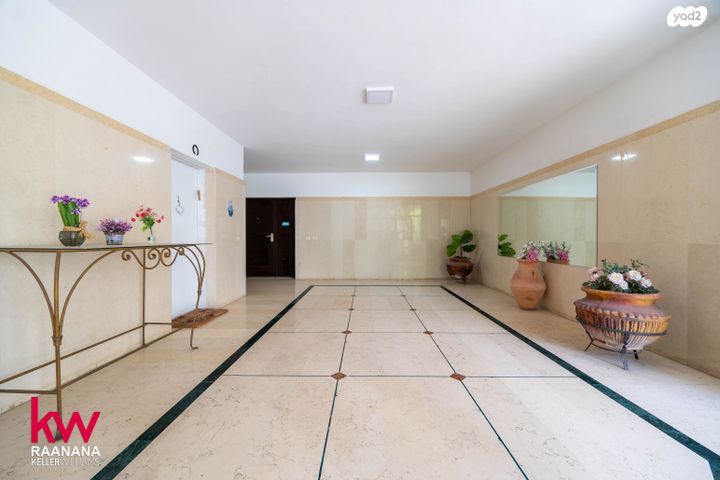 דירה, קרית אליהו גולומב, רעננה