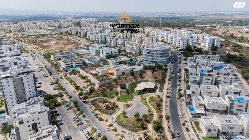 דירה, גפן 13, חריש