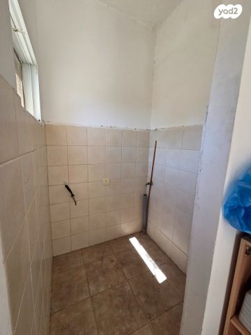 דירה, השומר, שיכון עובדים, טבריה