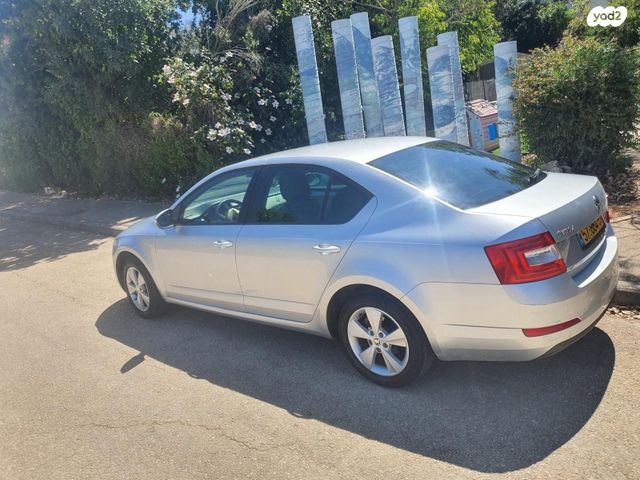 סקודה אוקטביה 