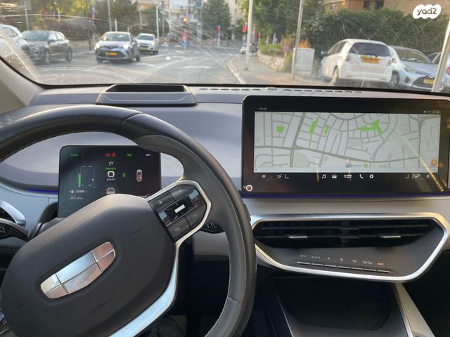 ג׳ילי Geometry C