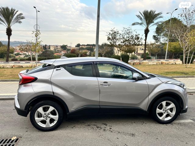 C-HR City אוט׳ 1.2 (116 כ״ס)