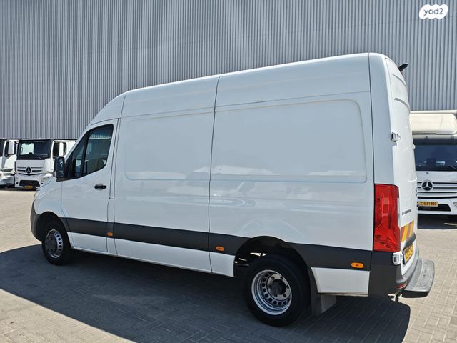 מודעת רכב מרצדס-בנץ ספרינטר