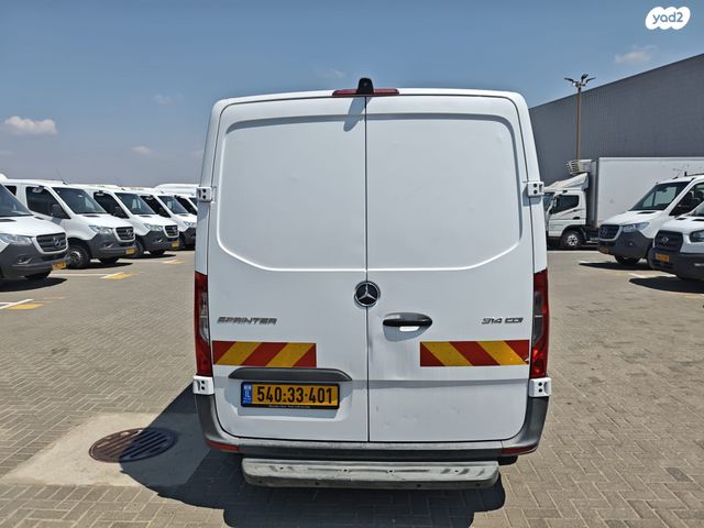 מודעת רכב מרצדס-בנץ ספרינטר