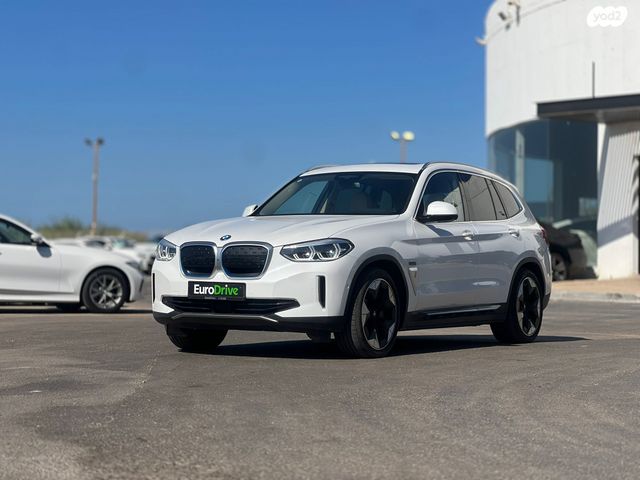 מודעת רכב ב מ וו iX3