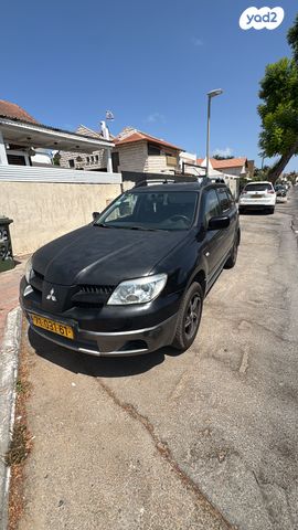 מיצובישי אאוטלנדר