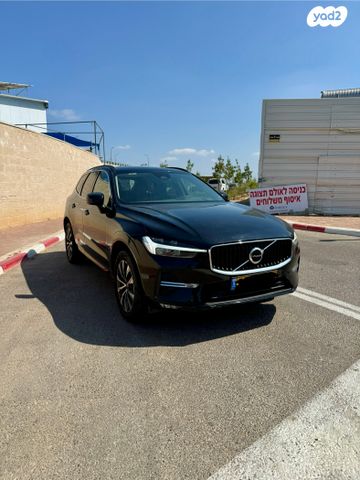 XC60 4X4 Momentum אוט׳ בנזין 2.0 (254 כ״ס)