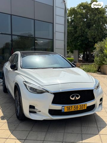 אינפיניטי Q30