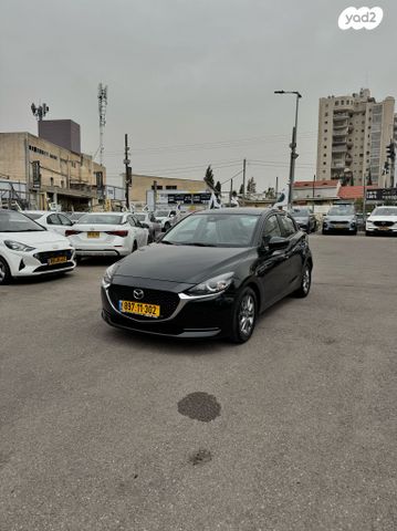 מודעת רכב מאזדה 2