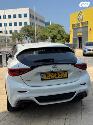 אינפיניטי Q30